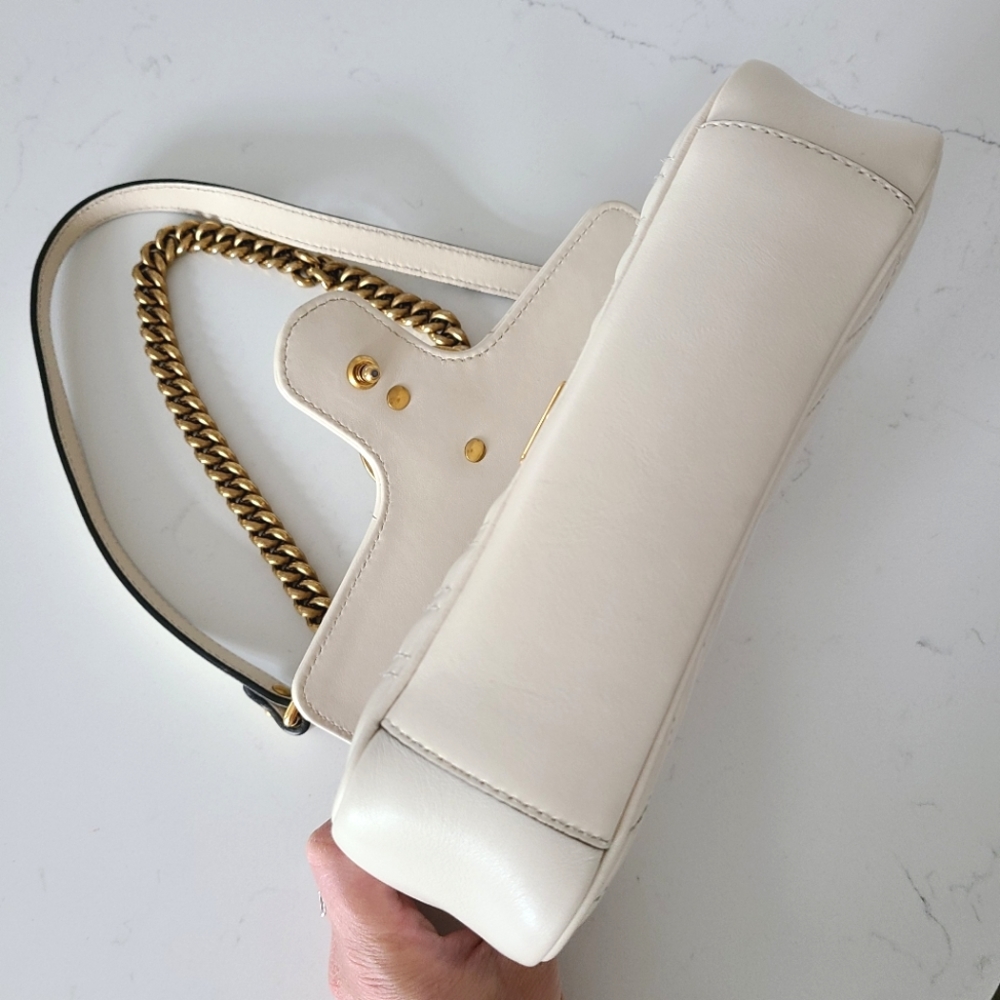 Gucci GG Marmont matelassé mini bag - Picture 5 of 15